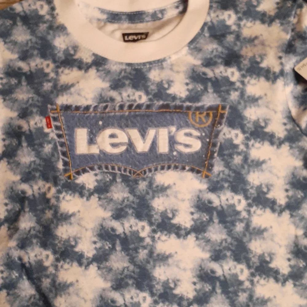 LEVI'S 2PK STRAUSS CO  SHIRTS NWT 4/5 SET Reg $44